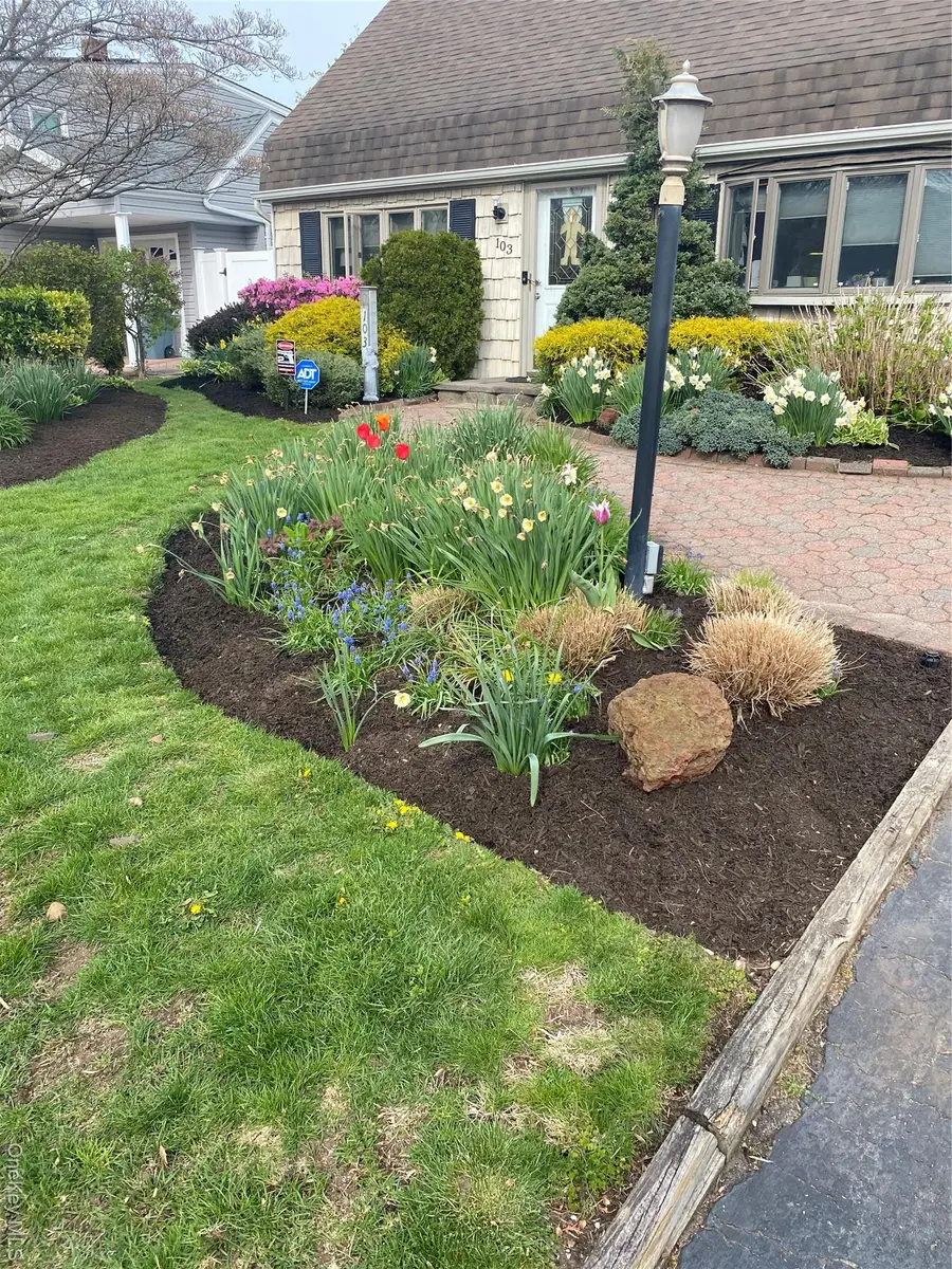 103 Ranch Lane, Levittown, NY 11756 - #3