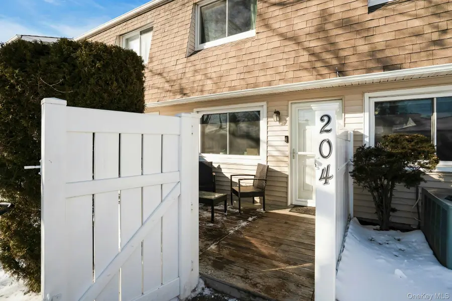 204 Storm Drive, Holtsville, NY 11742 - #3