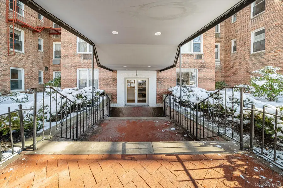 6200 Riverdale Avenue #7A, Bronx, NY 10471 - Image #3