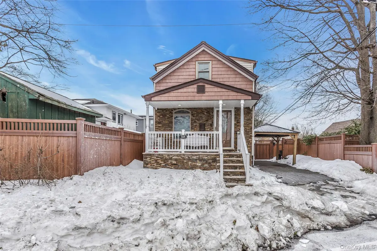 524 Jerusalem Avenue, Hicksville, NY 11801 - #1