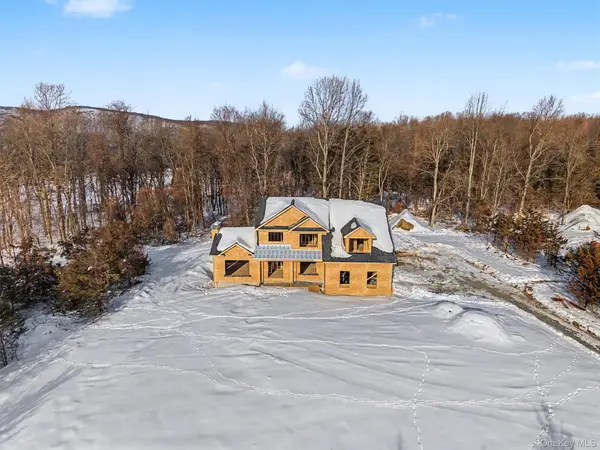 489 Union Corners Road, Florida, NY 10921