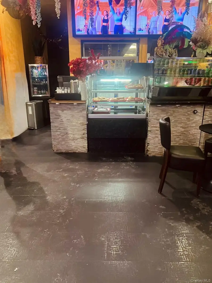 124-04 Jamaica Avenue, Richmond Hill, NY 11418 - #3