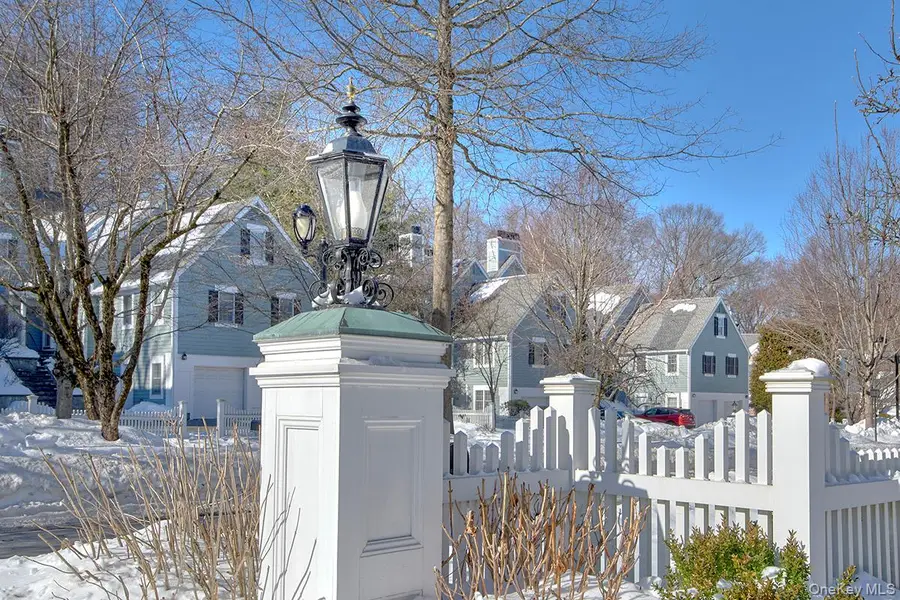 5 Wyndham Close, White Plains, NY 10605 - Image #3