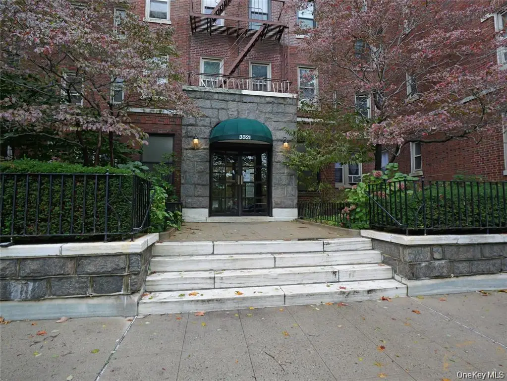 3321 Bruckner Boulevard #5J, Bronx, NY 10461 - Image #1