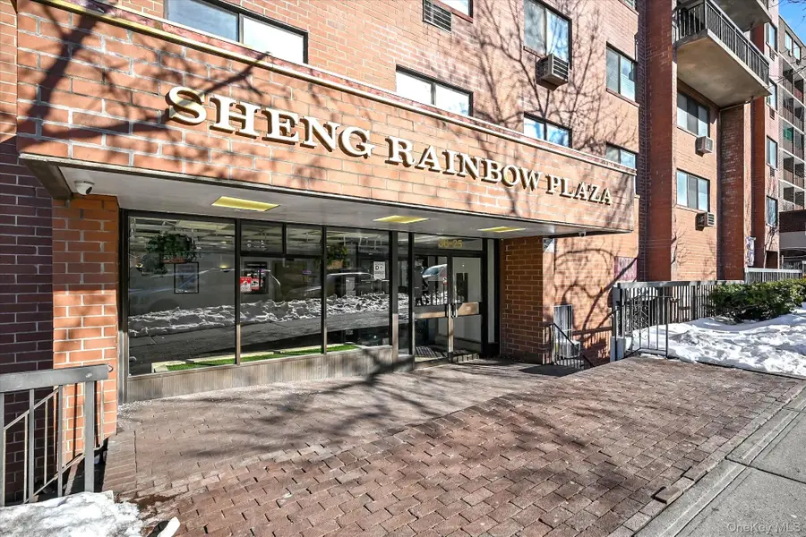 36-25 Union Street #5E, Flushing, NY 11354 - Image #2