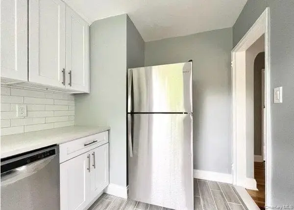 73-23 220th Street #Upper, Bayside, NY 11364