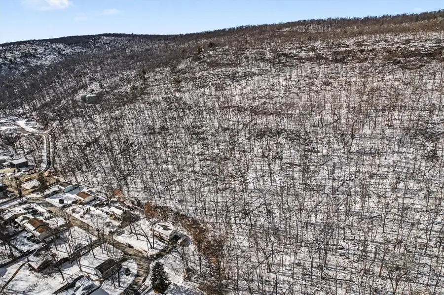 Louise Lane, Greenwood Lake, NY 10925 - #3