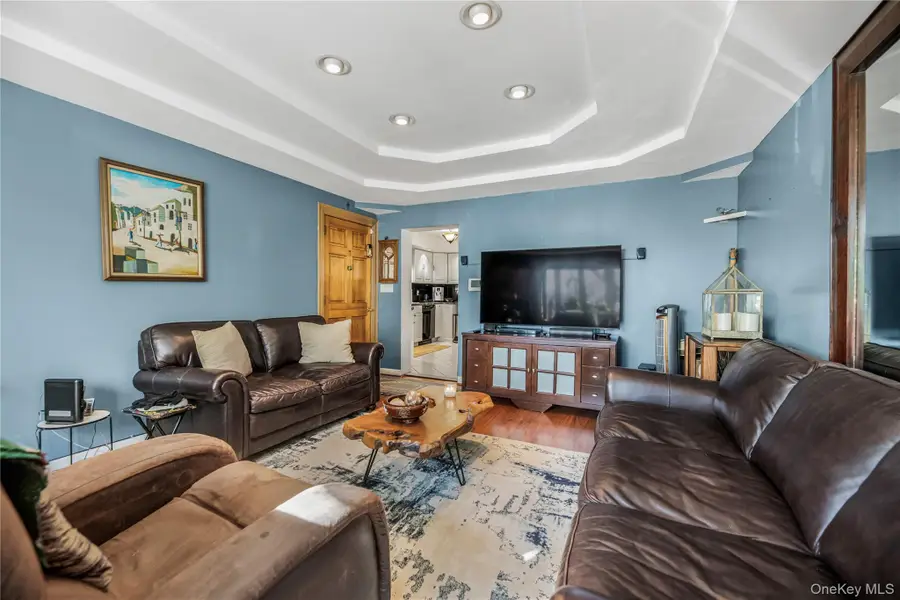 2415 St Raymonds Avenue, Bronx, NY 10461 - #2