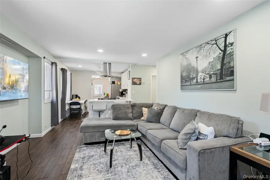 508 Michigan Street, Ronkonkoma, NY 11779 - #3