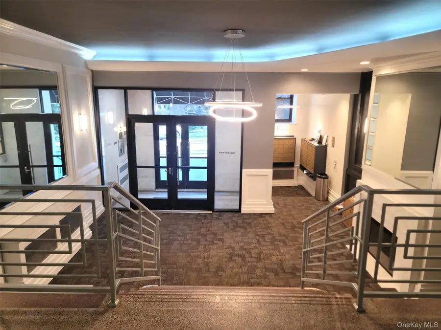 325 Main Street #5A, White Plains, NY 10601 - Image #2