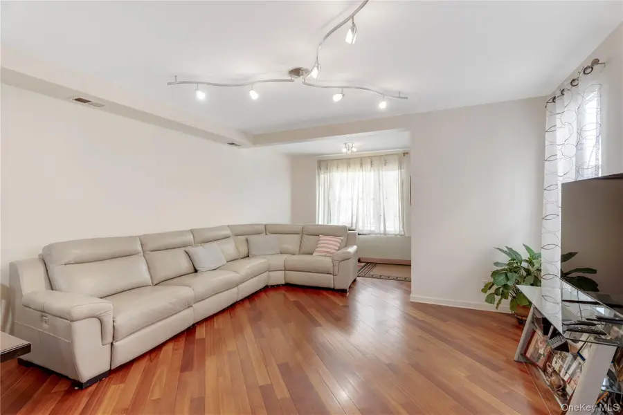 1651 W 11th Street, Brooklyn, NY 11223 - Image #2