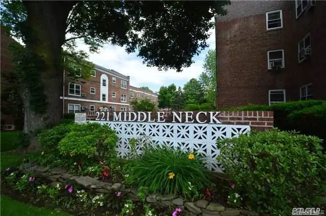 221 Middle Neck Road #G5, Great Neck, NY 11021 - Image #3