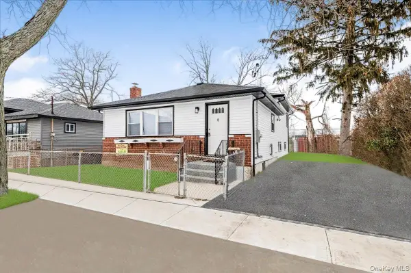 23 Peters Avenue, Hempstead, NY 11550