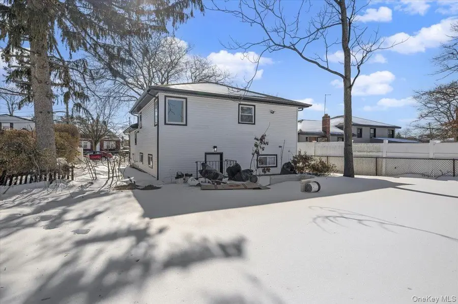 23 Peters Avenue, Hempstead, NY 11550 - #3