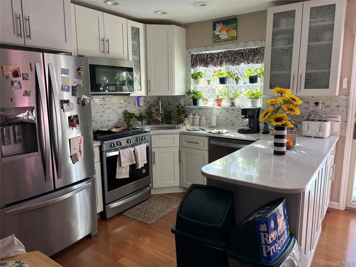 281 Graff Avenue, Bronx, NY 10465 - Image #1