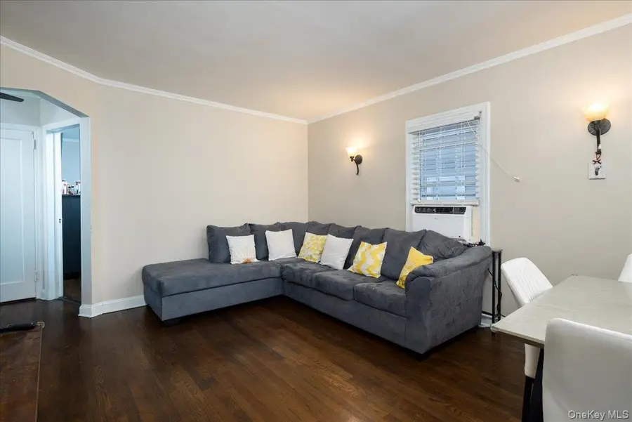 238 Jefferson Street, Franklin Square, NY 11010 - #3