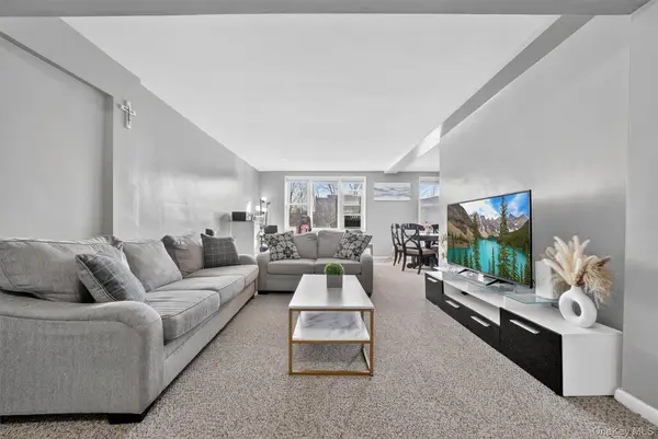 5 Sadore Lane #3H, Yonkers, NY 10710