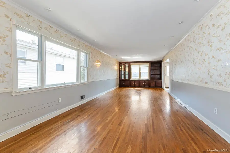 607 Lanett Avenue, Far Rockaway, NY 11691 - #2