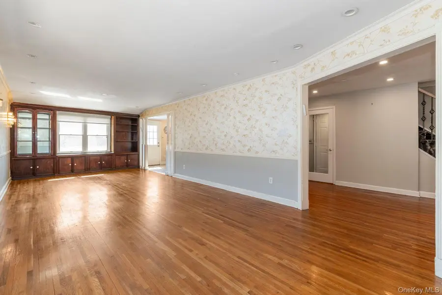 607 Lanett Avenue, Far Rockaway, NY 11691 - #3