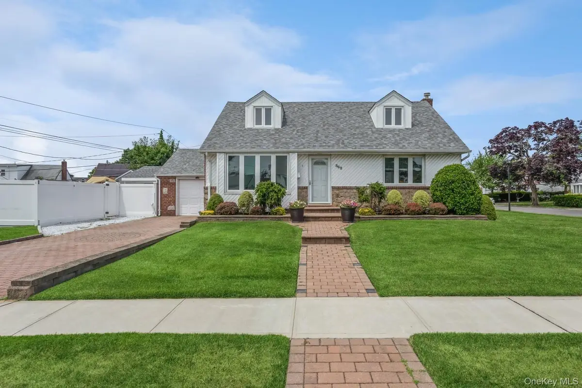 562 Bernice Road, Franklin Square, NY 11010 - #1