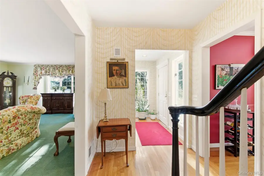 55 Titus Lane, Cold Spring Harbor, NY 11724 - #3