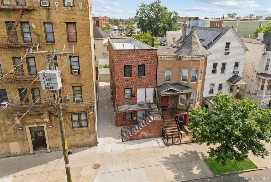 518 Morris Park Avenue, Bronx, NY 10460 - Image #3