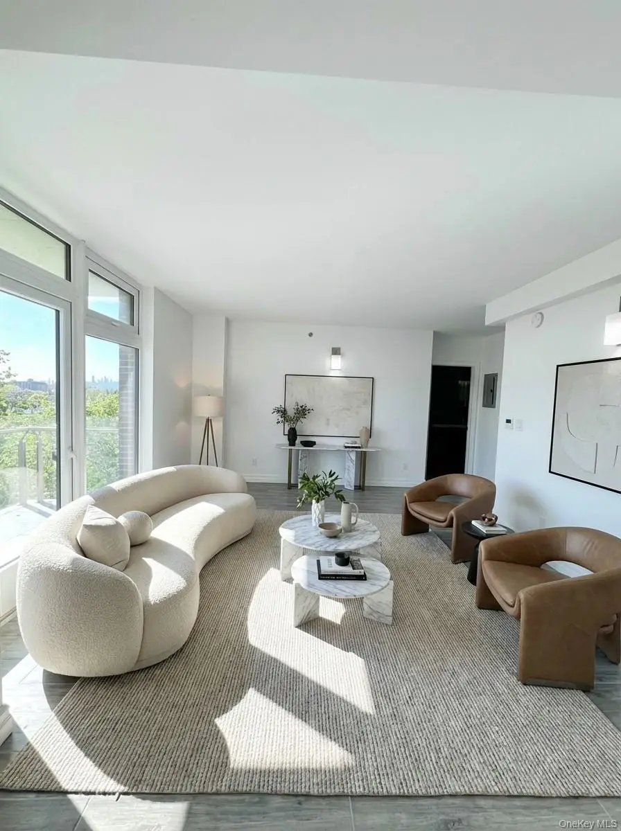 65-18 Austin St, Unit 7h, Rego Park, NY 11374 - Image #1