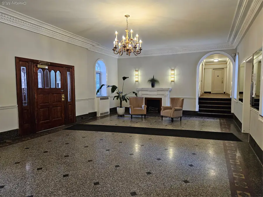 111-39 76th Road #E4, Forest Hills, NY 11375 - Image #3