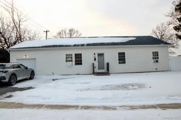 14 Bittersweet Lane, Levittown, NY 11756