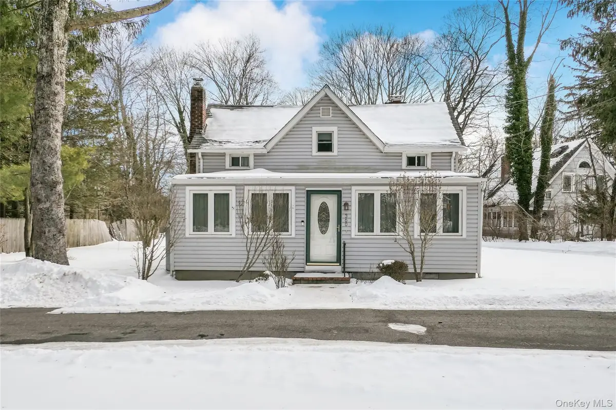 360 S Country Road, Brookhaven, NY 11719 - #1