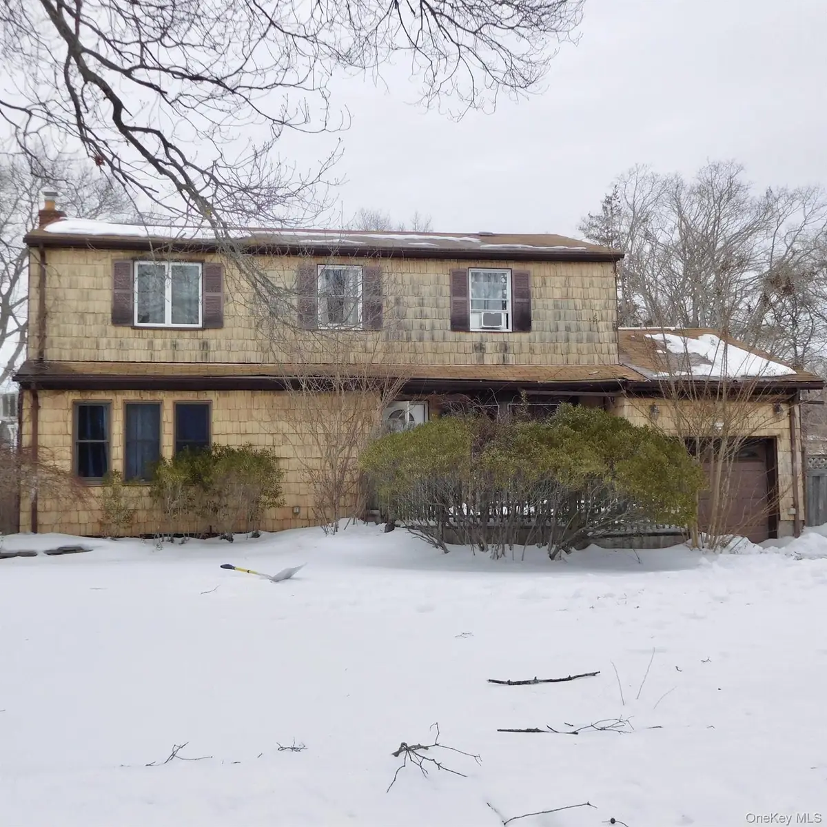 639 5th Street, Ronkonkoma, NY 11779 - #1