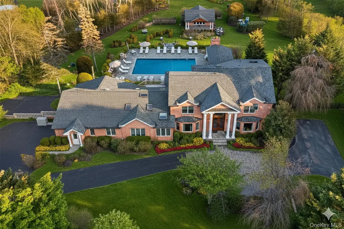 8 Brookville Lane S, Brookville, NY 11545 - #1