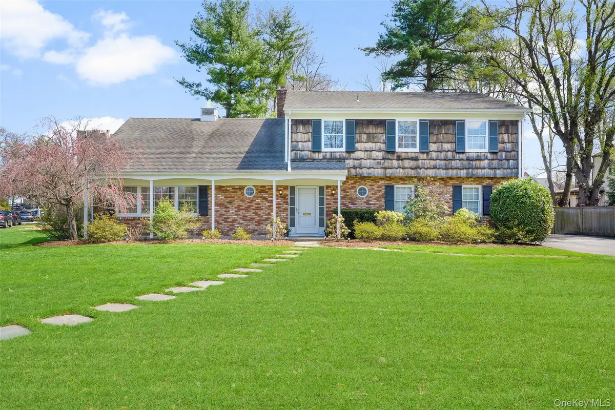 506 Oakwood Road, Mamaroneck, NY 10543 - #1