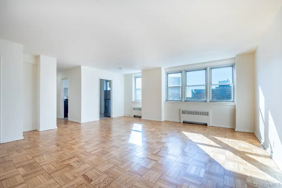 25 Knolls Crescent #3A, Bronx, NY 10463 - Image #3