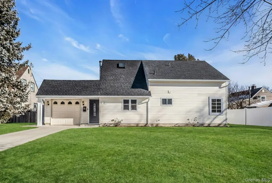 25 Turn Lane, Levittown, NY 11756 - #2