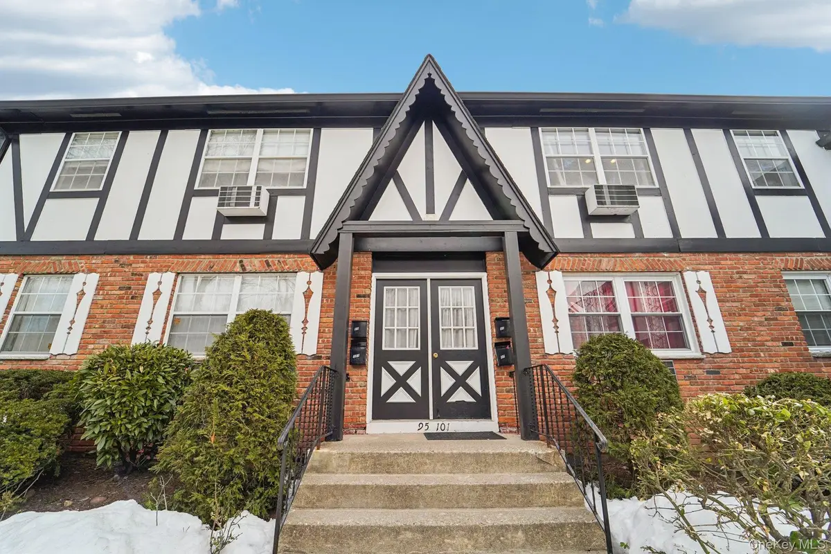 101 Parkside Drive, Suffern, NY 10901 - #1