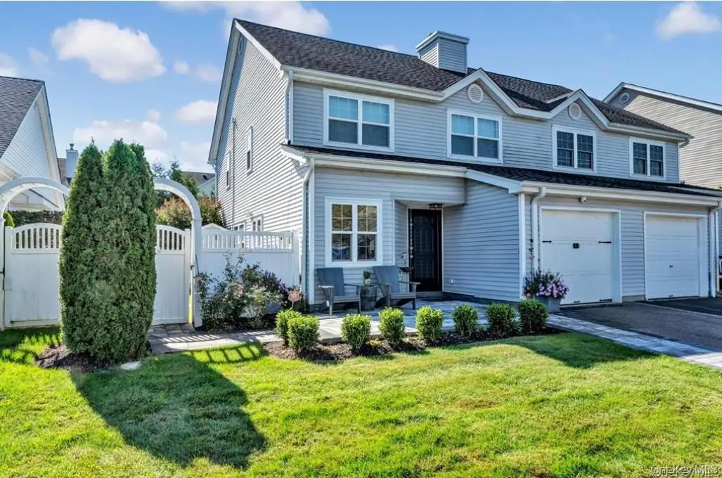 60 Herrels Circle, Melville, NY 11747 - Image #1