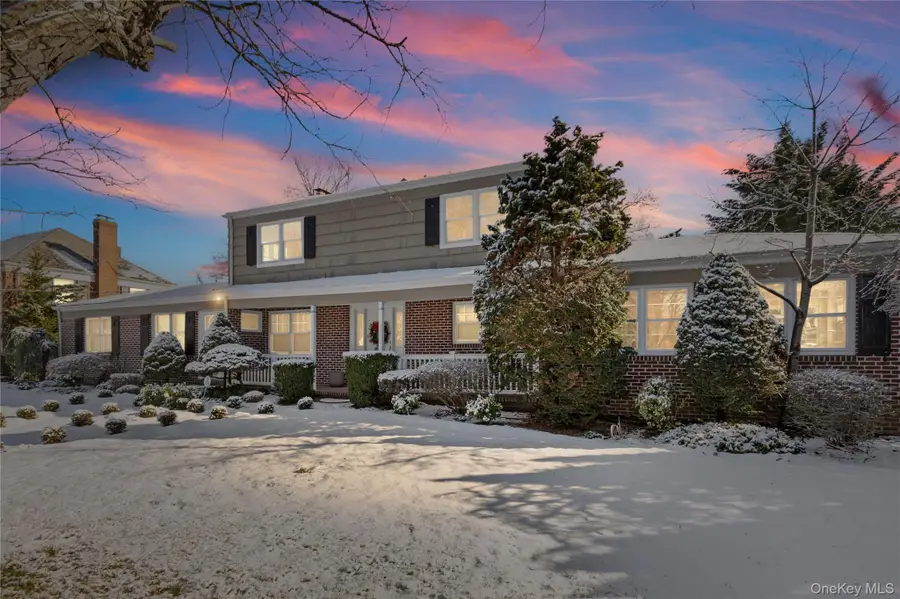 467 Hempstead Avenue, Rockville Centre, NY 11570 - #3