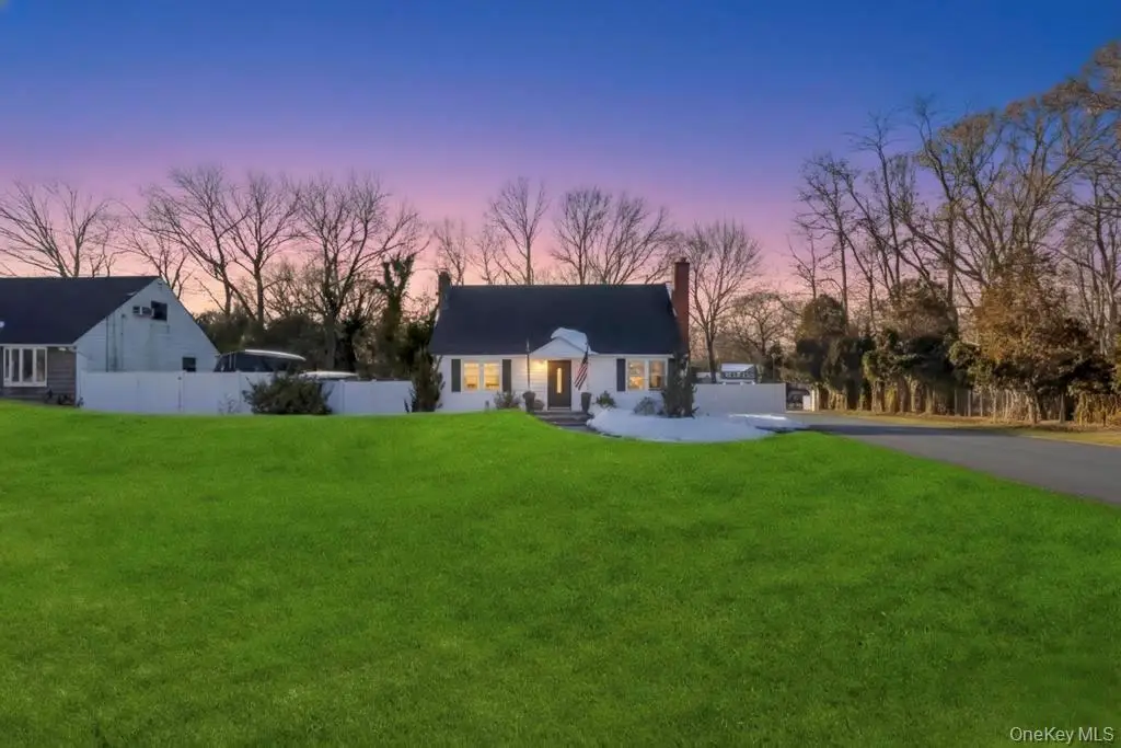 24 New Lane, Selden, NY 11784 - #1