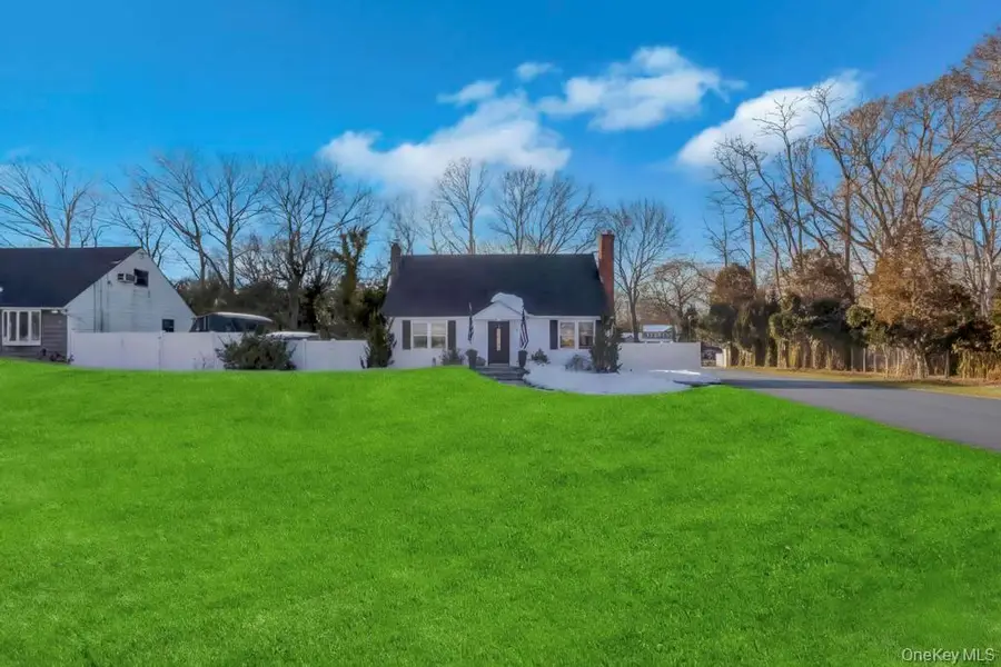 24 New Lane, Selden, NY 11784 - #2
