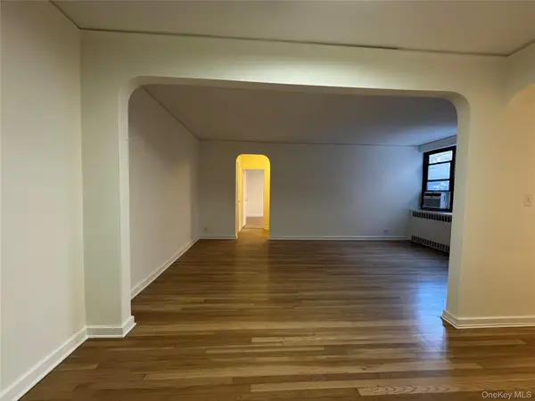 6735 Yellowstone Boulevard #3R, Forest Hills, NY 11375