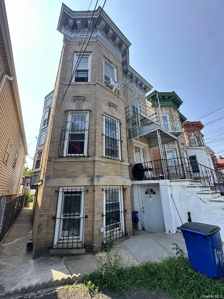 1055 Virginia Avenue, Bronx, NY 10472 - #2