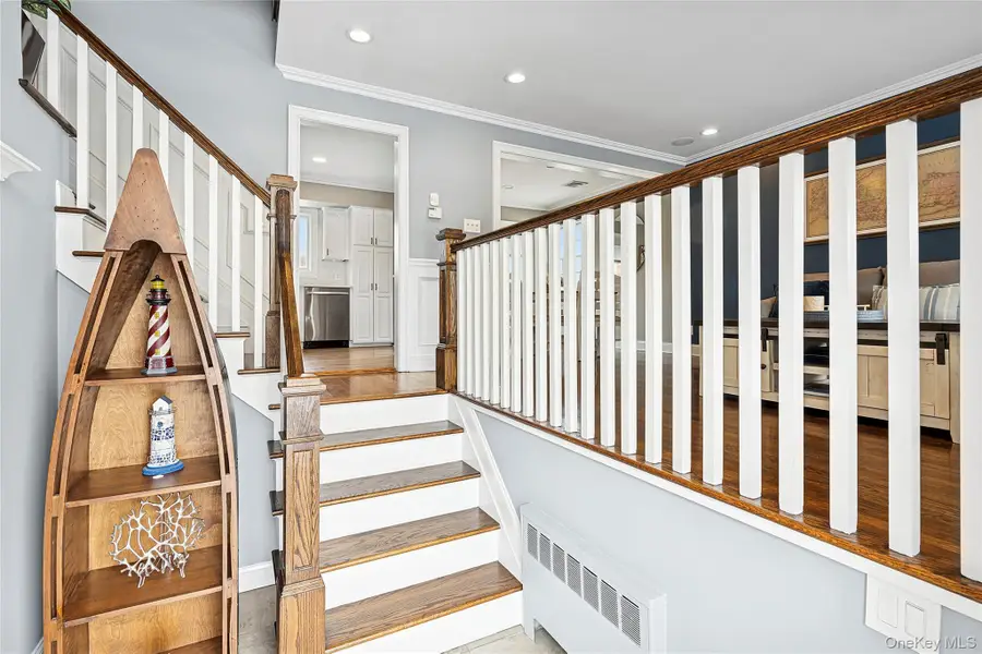 23 Cynthia Lane, East Islip, NY 11730 - #2