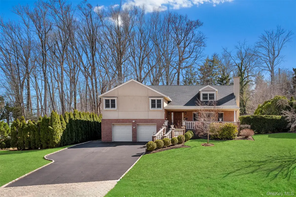 22 Ravine Road, Great Neck, NY 11023 - #1