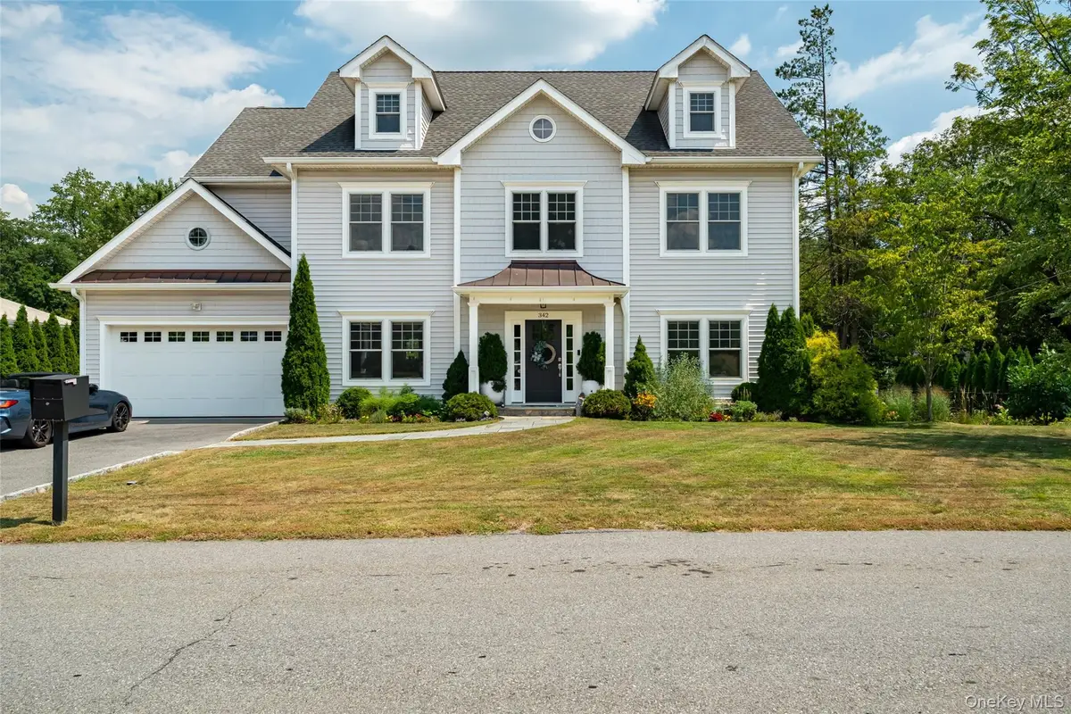 342 Willis Avenue, Hawthorne, NY 10532 - #1