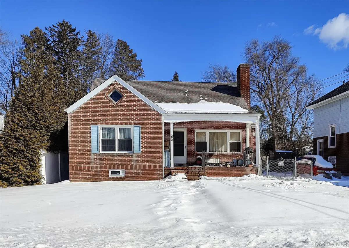 144 Clinton Avenue, Huntington, NY 11743 - #1