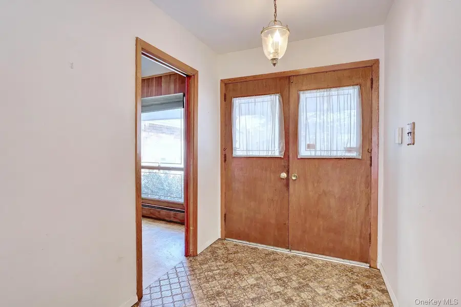 5 Steinway Court, Suffern, NY 10901 - #3