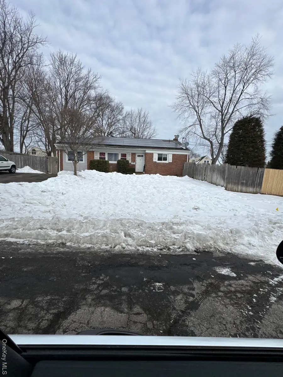 45 Oakley Drive, Huntington Station, NY 11746 - #2