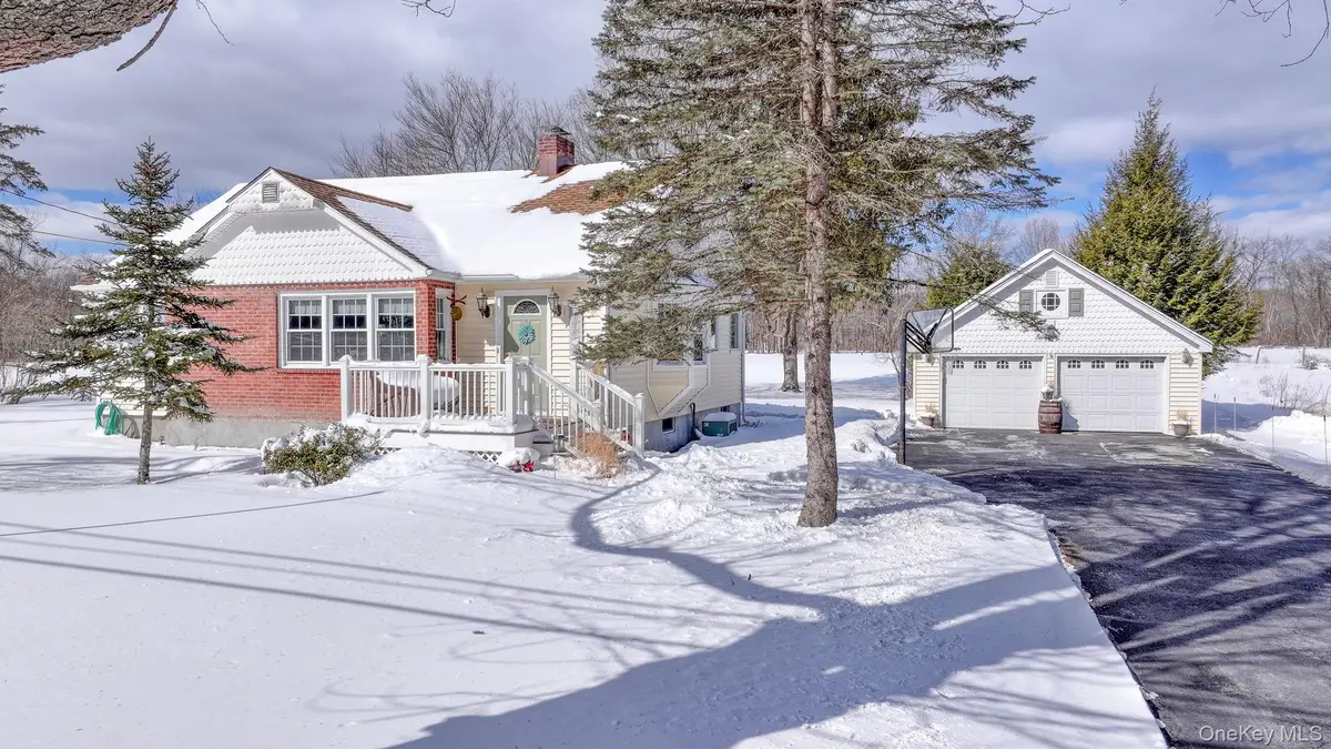 108 St Andrews Road, Walden, NY 12586 - #1