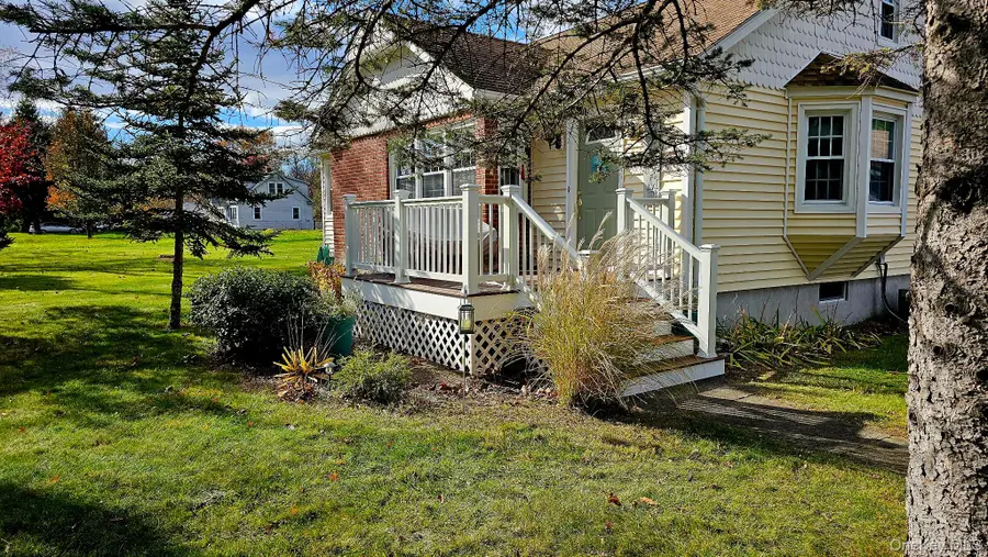 108 St Andrews Road, Walden, NY 12586 - #2